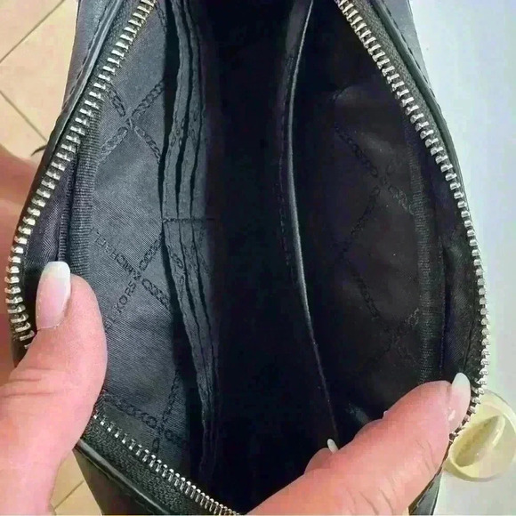 Michael Kors East West Crossbody Handbag - Picture 6 of 7